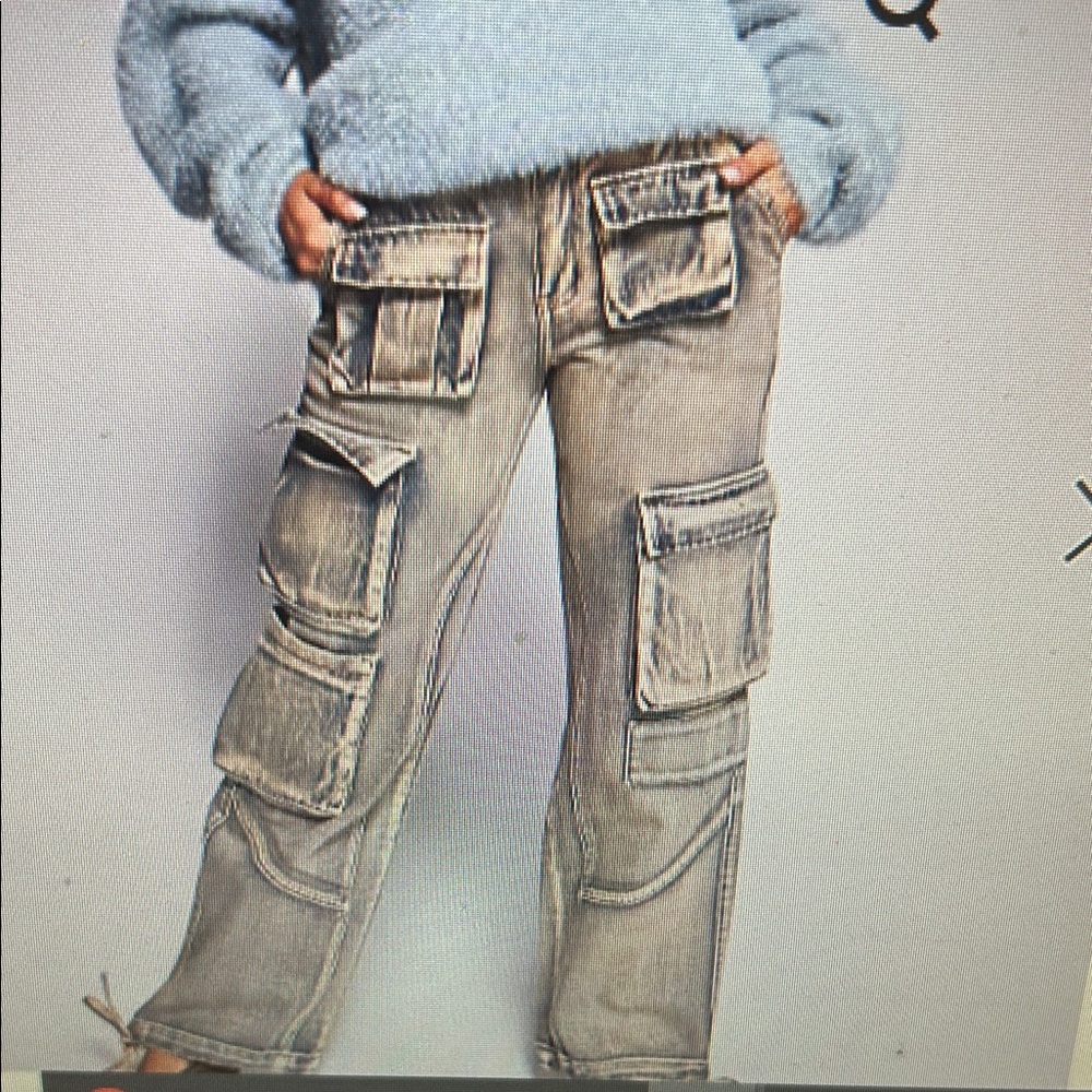 Liquor N Poker NWT straight leg denim cargo pants in washed pink size US 2